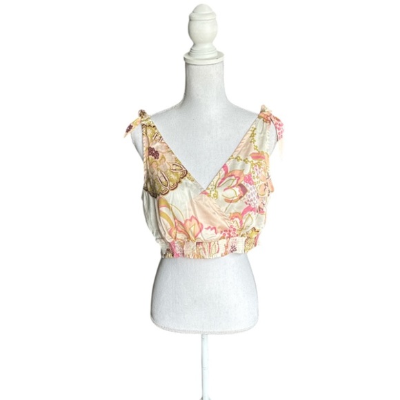 Floral Crop Tank Size Medium - Picture 1 of 4